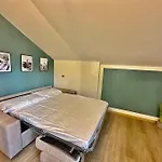 63 Passi Dal By Revenue House *