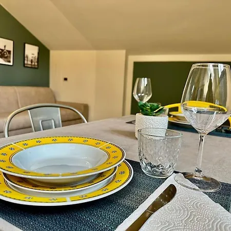 Apartment 63 Passi Dal In Centro By Revenue House