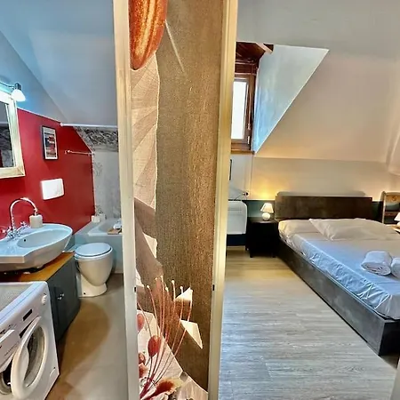 63 Passi Dal In Centro By Revenue House